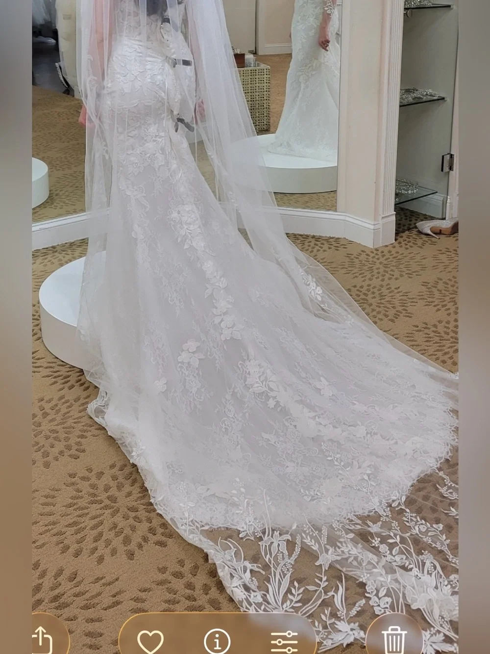 Pronovias NEW-wedding dress unaltered!!! Corset top!! Canceled wedding size 12